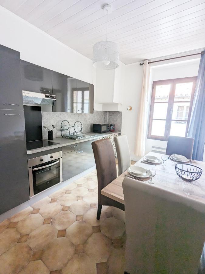 Appartement Saint Jean 2 Cosy Et Confort Villefranche-de-Conflent Exteriör bild